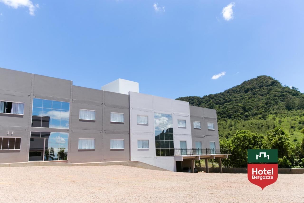 Hotel Bergozza 히우 두 술 외부 사진